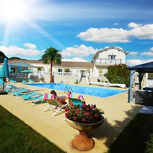 Apartment Colombier 